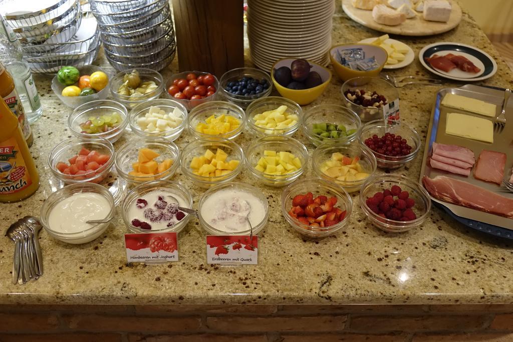 Sporthotel Schoenblick Meersburg Ngoại thất bức ảnh