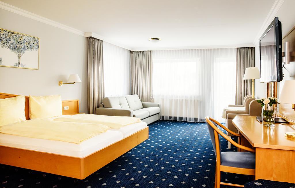 Sporthotel Schoenblick Meersburg Ngoại thất bức ảnh