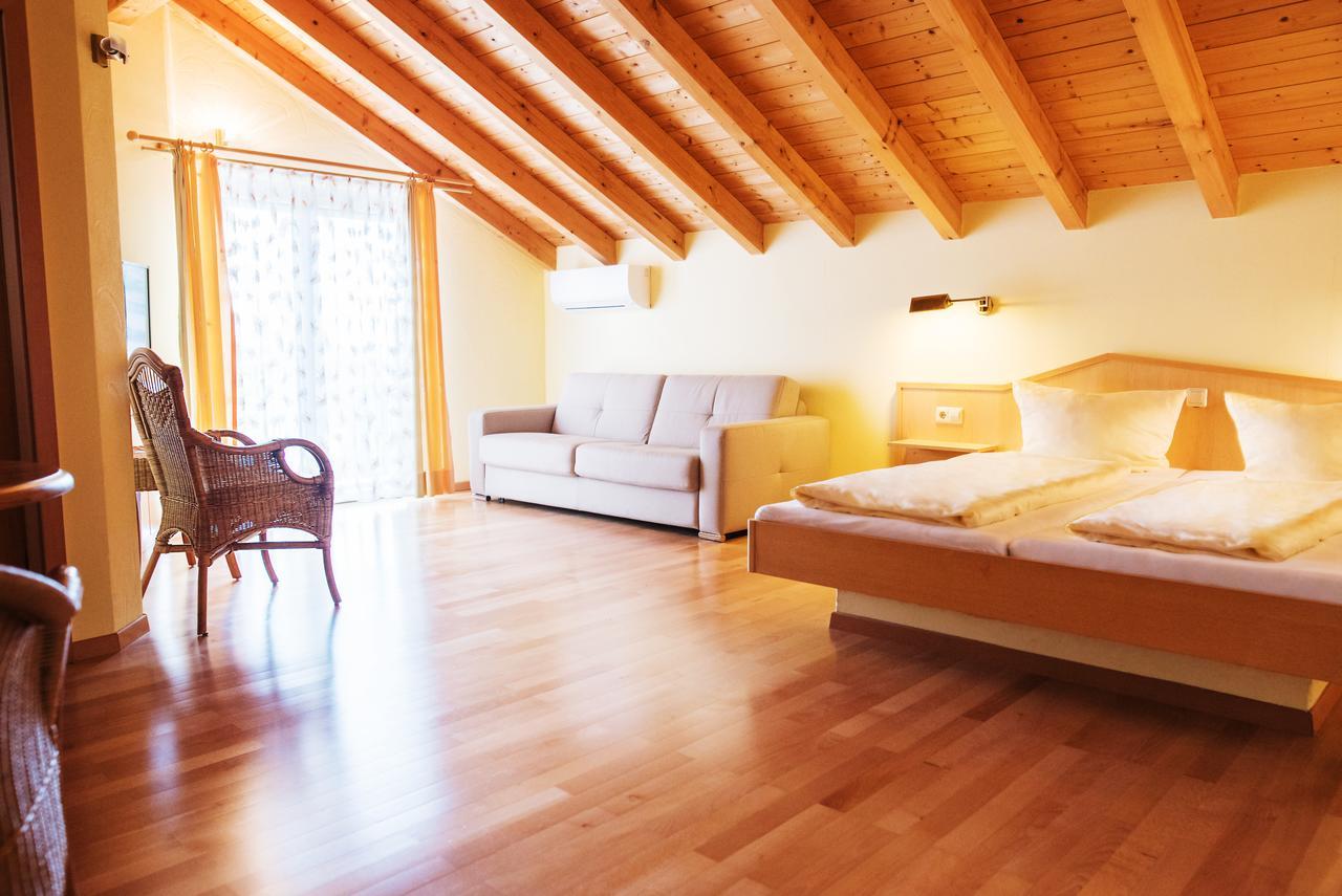 Sporthotel Schoenblick Meersburg Ngoại thất bức ảnh